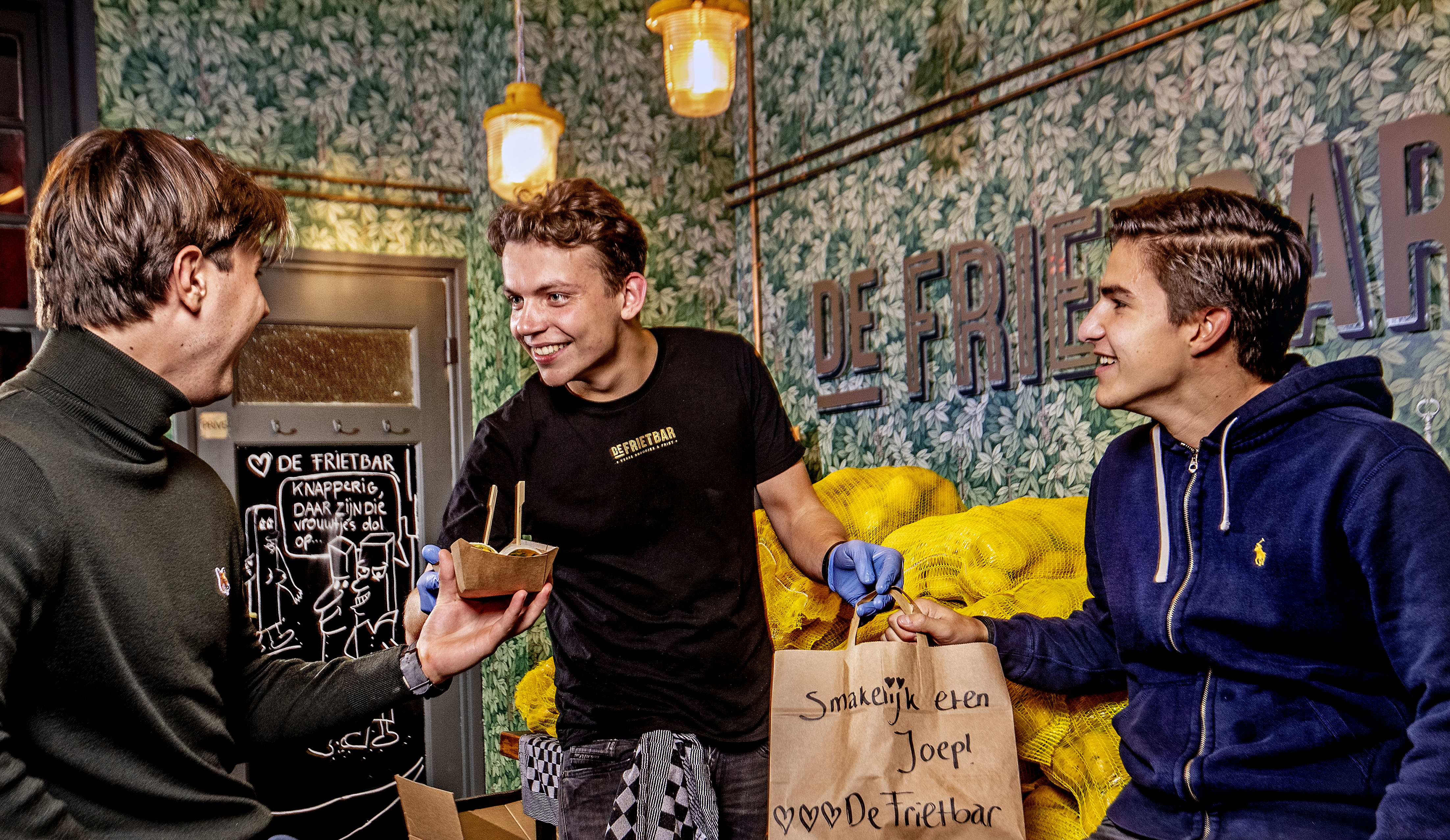 de frietbar