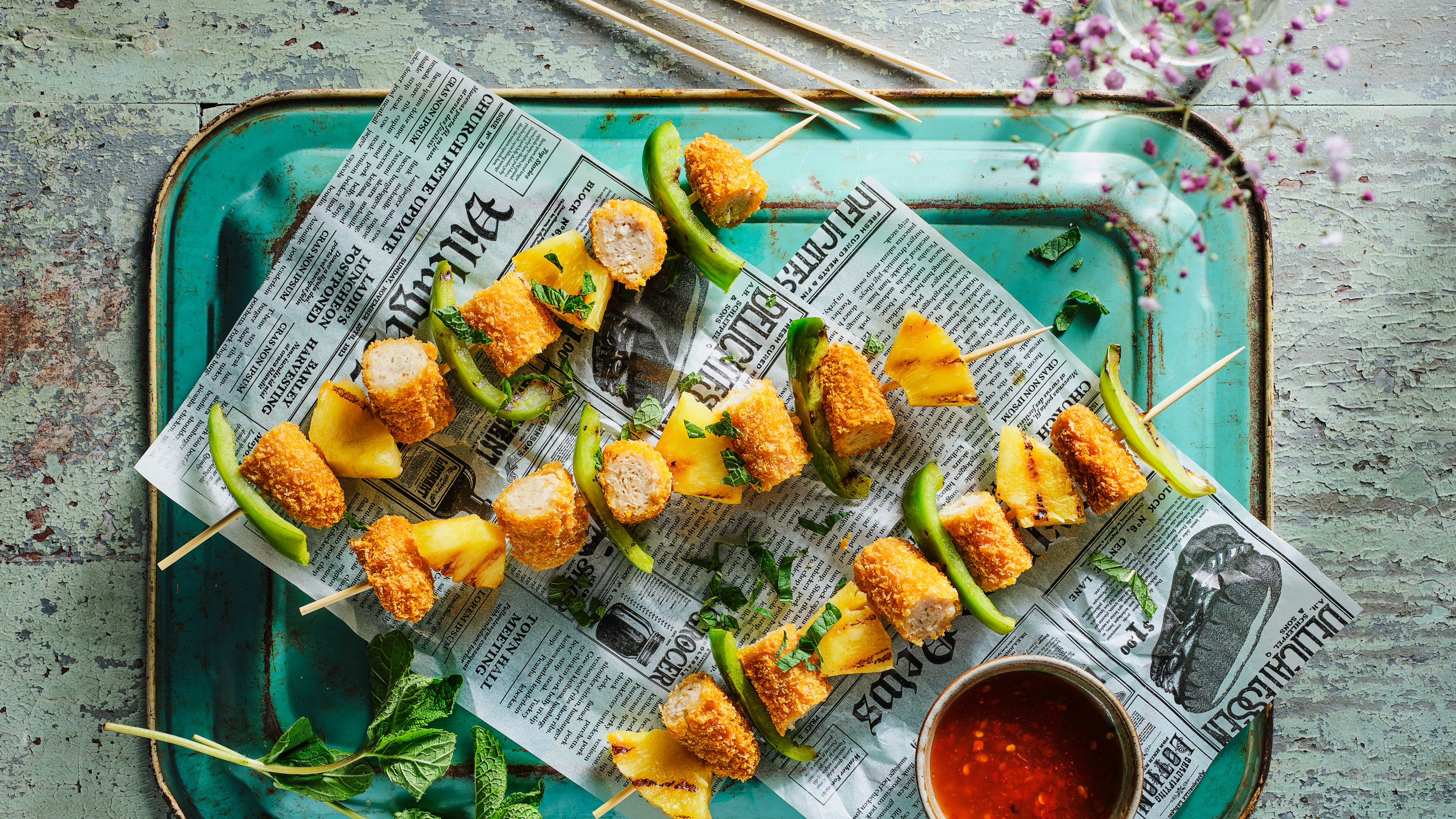 Zomerse Kipkorn®sticks met ananas en paprika