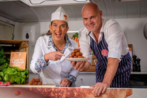 Mora gaat samenwerking aan met de Vegetarische Slager