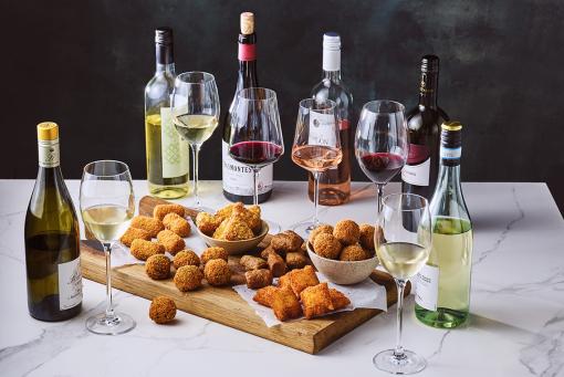 Winepairing met snacks: de lekkerste wijn spijs combinaties