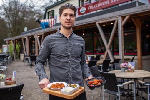 Upselling geeft snackomzet van terras Steakhouse Amadeus een extra boost