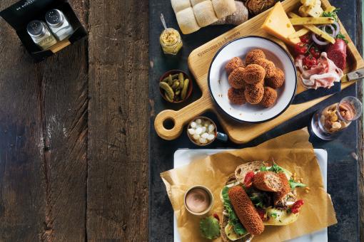 De Bourgondiër deluxe brie met honing kroket 