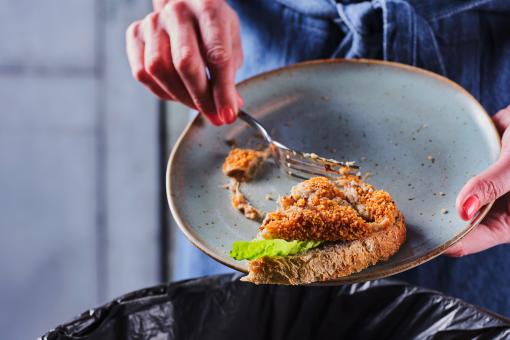 Zo beperk je slim food waste en bespaar je fors